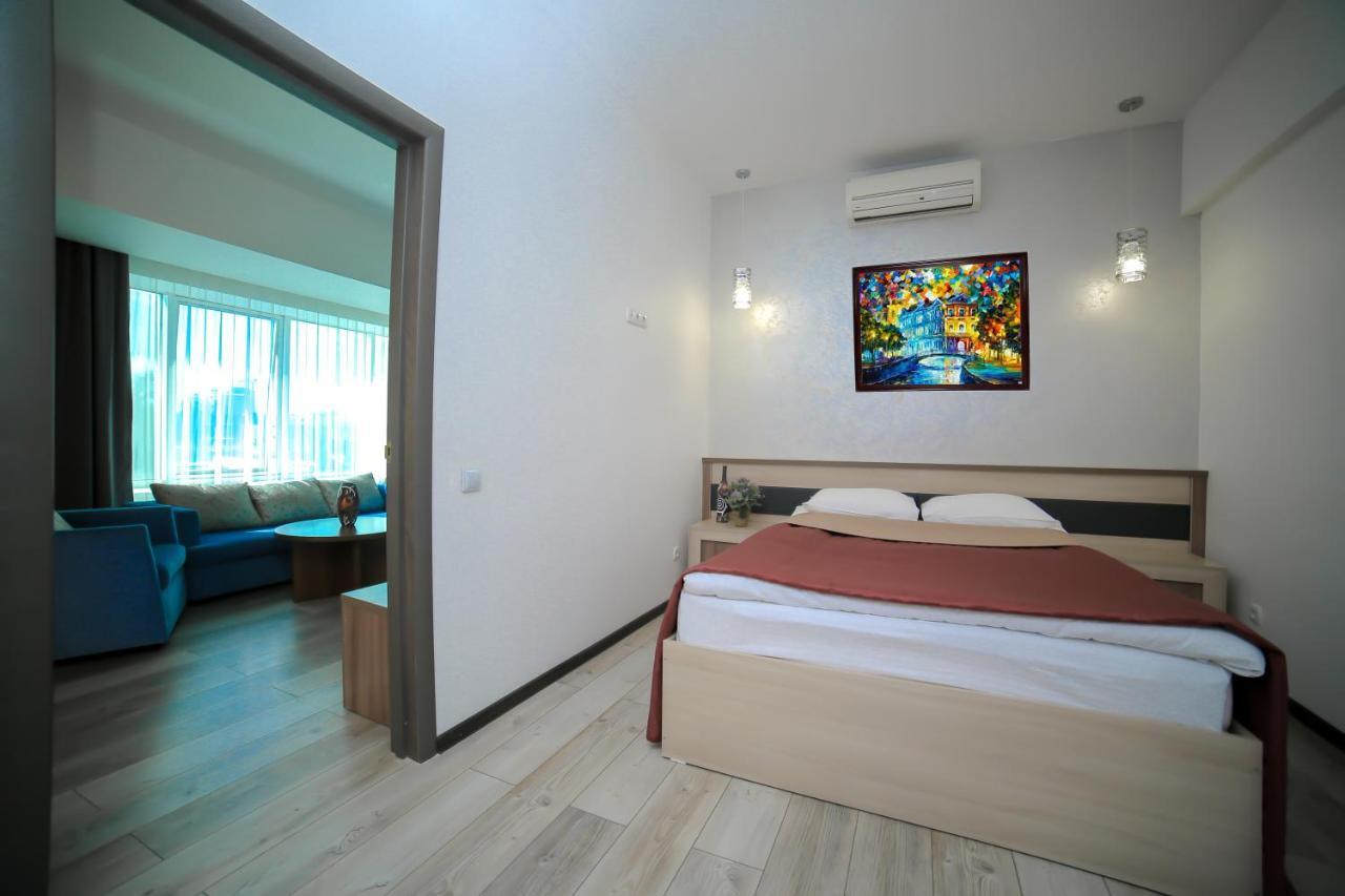 Astra Hotel Almaty Exterior photo
