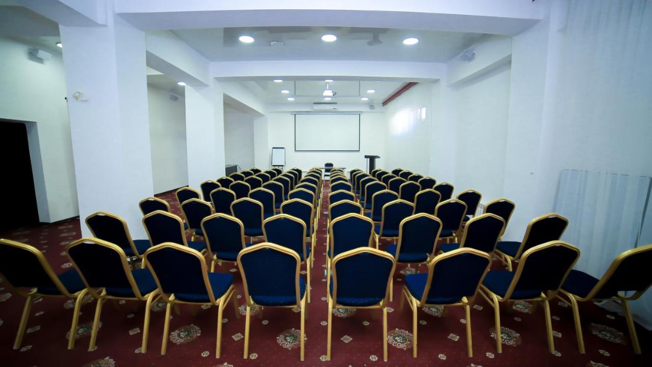 Astra Hotel Almaty Exterior photo