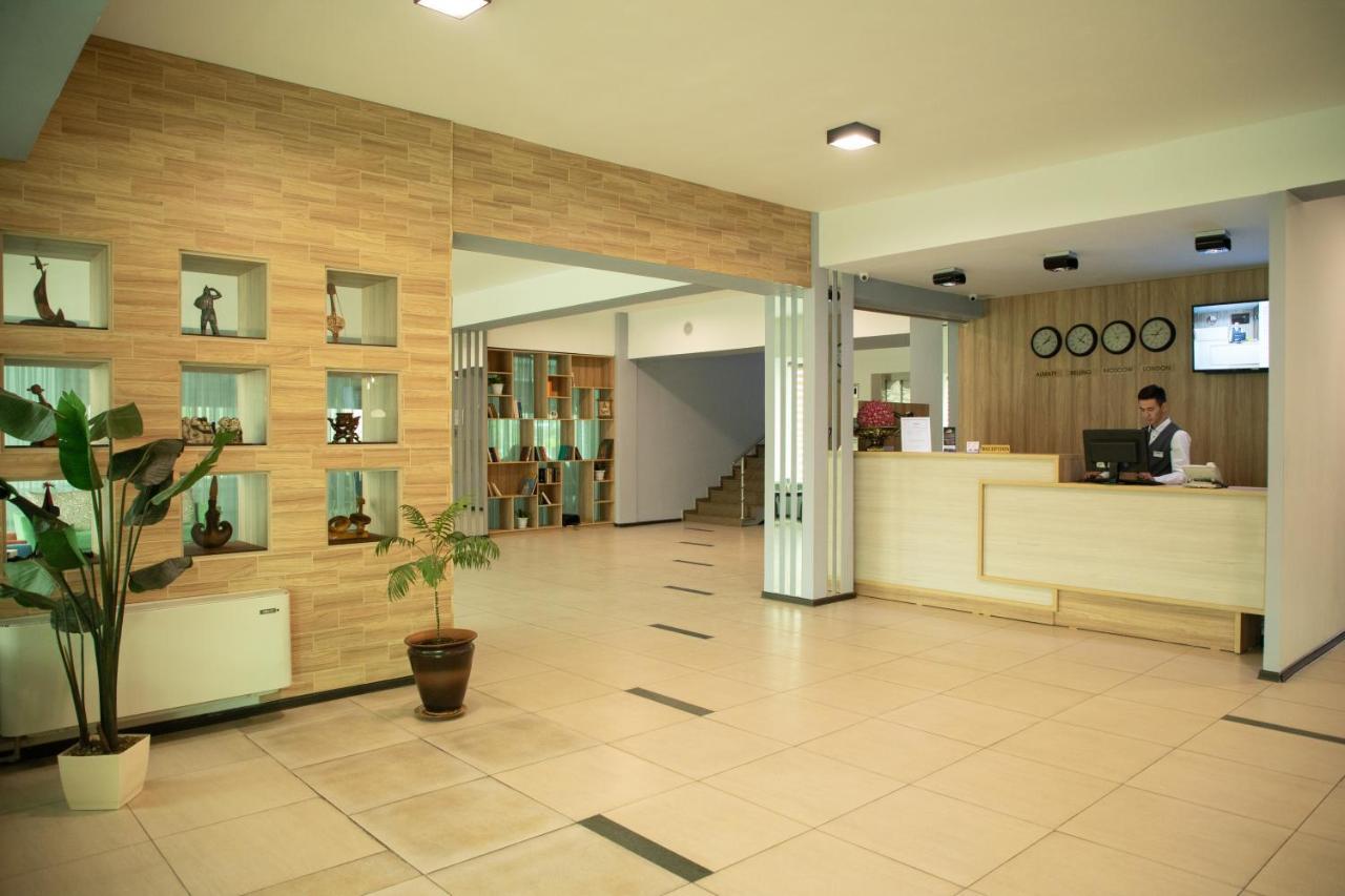Astra Hotel Almaty Exterior photo